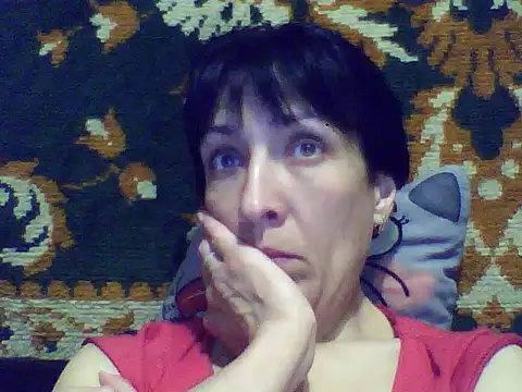 SunnyAmorre online show from April 8, 2026, 8:54 pm