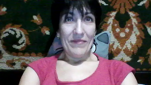 SunnyAmorre online show from December 17, 2025, 9:42 pm