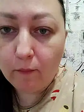 Snapshot of Rini333 chatting on February 11, 2026, 7:41 am Rini333 online show from February 11, 2026, 7:41 am