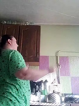 Snapshot of Rini333 chatting on February 28, 2026, 11:32 am Rini333 online show from February 28, 2026, 11:32 am