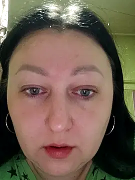 Snapshot of Rini333 chatting on February 21, 2026, 4:31 pm Rini333 online show from February 21, 2026, 4:31 pm