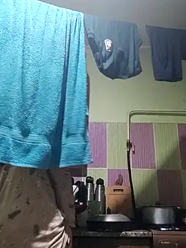 Snapshot of Rini333 chatting on December 20, 2025, 12:46 am Rini333 online show from December 20, 2025, 12:46 am