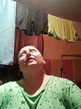 Snapshot of Rini333 chatting on July 11, 2026, 6:41 pm Rini333 online show from July 11, 2026, 6:41 pm