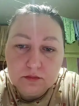 Snapshot of Rini333 chatting on November 26, 2025, 1:22 pm Rini333 online show from November 26, 2025, 1:22 pm