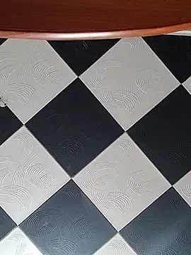 Snapshot of Rini333 chatting on December 5, 2025, 7:18 am Rini333 online show from December 5, 2025, 7:18 am