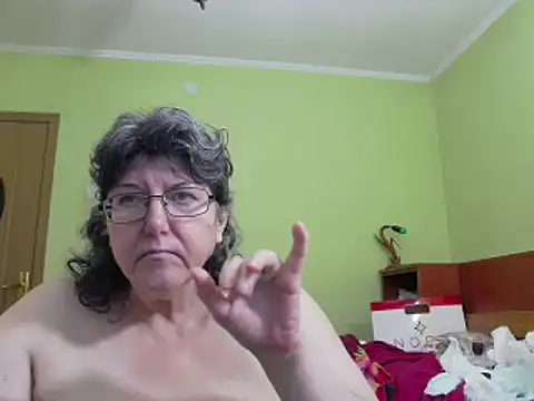 HugeTits online show from January 6, 2025, 2:58 am