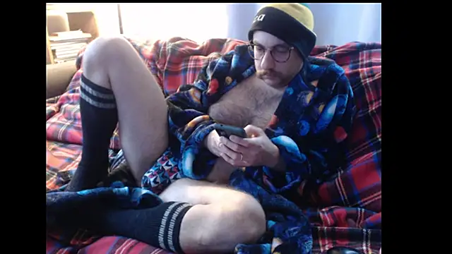 whiskyjane69 online show from November 18, 2025, 11:57 am