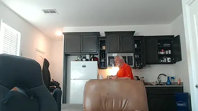 rockpoint69 online show from November 17, 2025, 10:14 pm