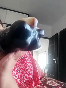 Srishtijain51 online show from February 13, 2025, 11:17 am