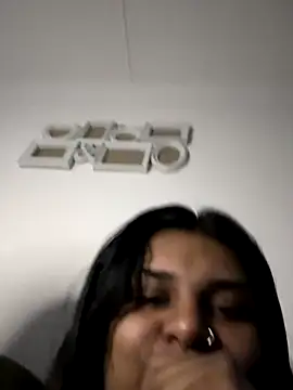 Snapshot of layla_amin chatting on September 10, 2025, 10:42 pm layla amin online show from September 10, 2025, 10:42 pm