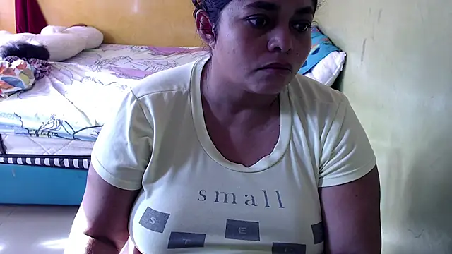 Snapshot of yulieth_bbw chatting on April 27, 2026, 12:25 pm yulieth bbw online show from April 27, 2026, 12:25 pm