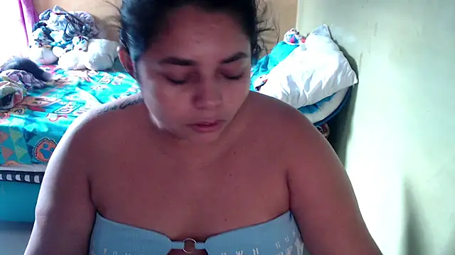 Snapshot of yulieth_bbw chatting on April 9, 2026, 11:27 am yulieth bbw online show from April 9, 2026, 11:27 am