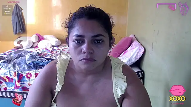 Snapshot of yulieth_bbw chatting on November 1, 2025, 12:10 pm yulieth bbw online show from November 1, 2025, 12:10 pm