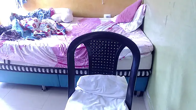 Snapshot of yulieth_bbw chatting on November 13, 2025, 6:23 pm yulieth bbw online show from November 13, 2025, 6:23 pm