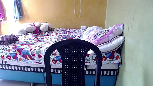 Snapshot of yulieth_bbw chatting on November 29, 2025, 1:22 pm yulieth bbw online show from November 29, 2025, 1:22 pm