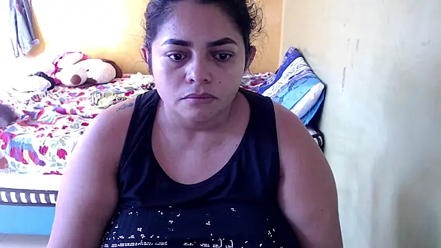 Snapshot of yulieth_bbw chatting on November 22, 2025, 12:48 pm yulieth bbw online show from November 22, 2025, 12:48 pm