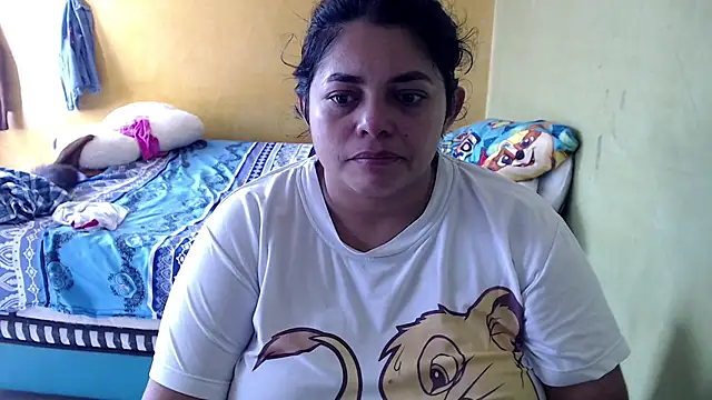 Snapshot of yulieth_bbw chatting on December 14, 2025, 2:33 pm yulieth bbw online show from December 14, 2025, 2:33 pm