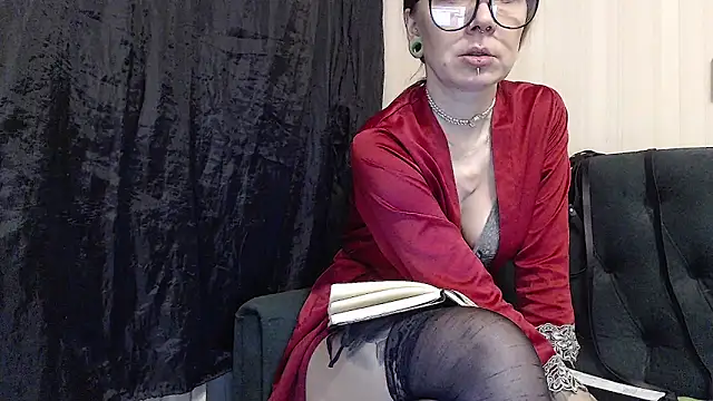 alexandra zaryanova online show from October 30, 2025, 3:42 pm