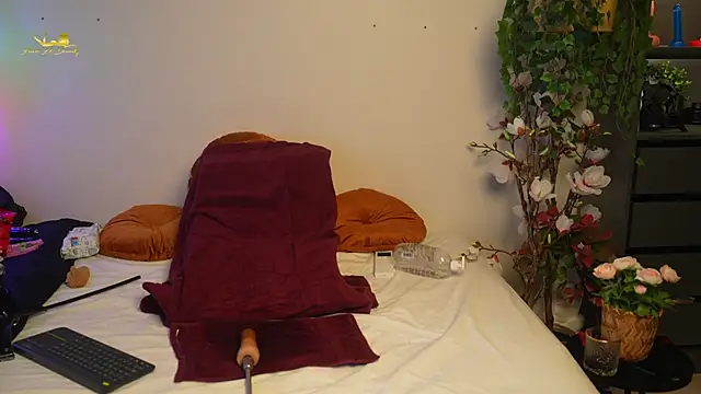 lacie le beauty online show from February 27, 2025, 7:58 pm