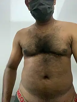 Snapshot of MALEHYPER chatting on October 27, 2025, 11:22 am MALEHYPER online show from October 27, 2025, 11:22 am