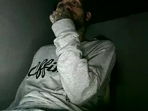 Christian Stiven1 online show from March 31, 2026, 3:19 am