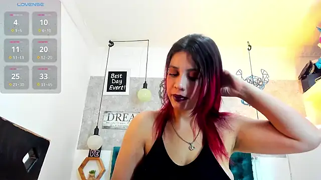 Snapshot of Rebeca_xs chatting on February 27, 2025, 7:19 am Rebeca xs online show from February 27, 2025, 7:19 am