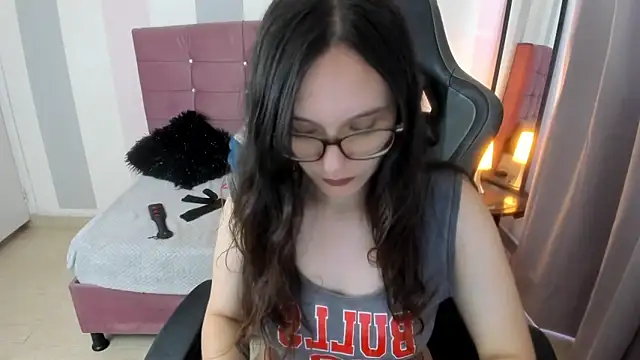 Wanda sg online show from November 21, 2025, 6:18 pm