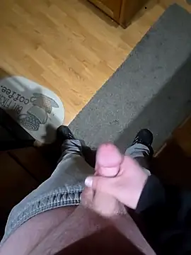 WhiteMeat069 online show from November 5, 2025, 10:07 am