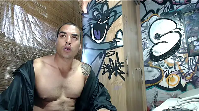 Snapshot of Justin_Frank chatting on April 12, 2026, 5:38 pm Justin Frank online show from April 12, 2026, 5:38 pm