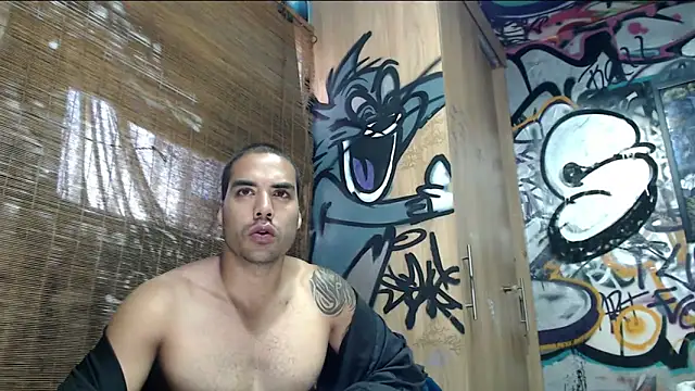 Snapshot of Justin_Frank chatting on April 14, 2026, 1:05 pm Justin Frank online show from April 14, 2026, 1:05 pm