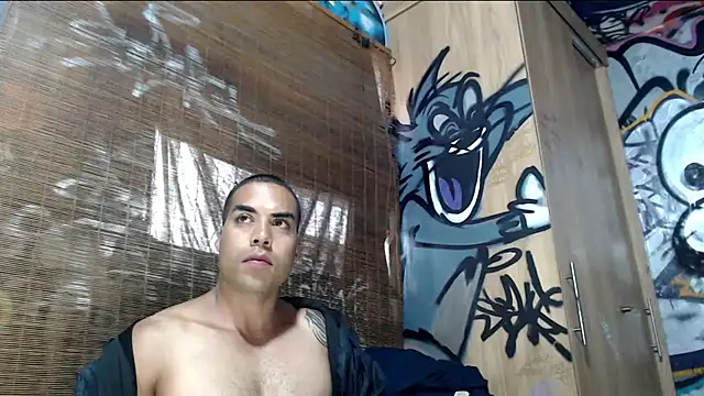 Snapshot of Justin_Frank chatting on February 17, 2026, 8:28 pm Justin Frank online show from February 17, 2026, 8:28 pm