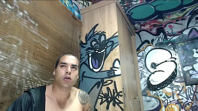 Snapshot of Justin_Frank chatting on April 12, 2026, 5:22 am Justin Frank online show from April 12, 2026, 5:22 am