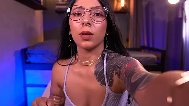 Snapshot of camila3__ chatting on November 22, 2025, 8:40 pm camila3 online show from November 22, 2025, 8:40 pm