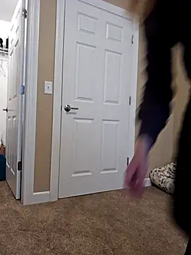 Snapshot of AmethystFoxx chatting on November 11, 2025, 10:04 pm AmethystFoxx online show from November 11, 2025, 10:04 pm