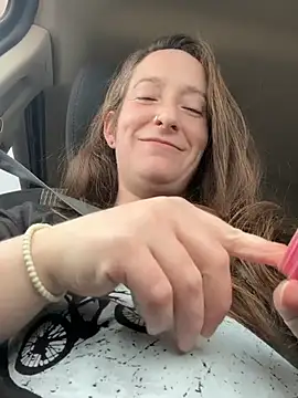 Snapshot of Mini_And_The_Bear chatting on March 15, 2026, 8:05 pm Mini And The Bear online show from March 15, 2026, 8:05 pm