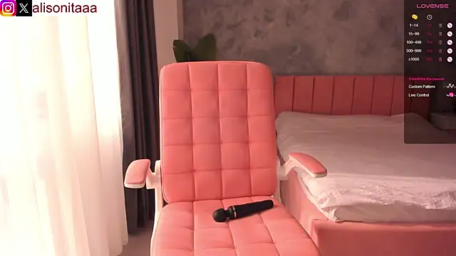 Snapshot of daddysgirl2222 chatting on March 10, 2025, 1:32 pm daddysgirl2222 online show from March 10, 2025, 1:32 pm