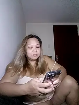 Snapshot of Sweet_asian_kylie chatting on March 1, 2025, 9:40 am Sweet asian kylie online show from March 1, 2025, 9:40 am