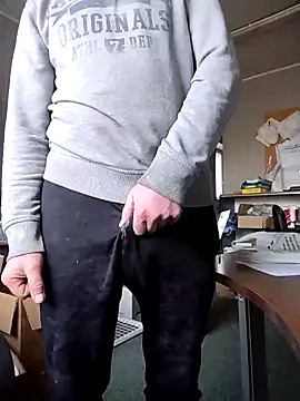 Snapshot of wilkalfa chatting on February 24, 2026, 8:04 am wilkalfa online show from February 24, 2026, 8:04 am