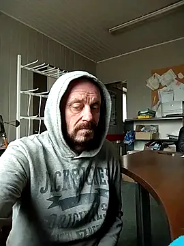 Snapshot of wilkalfa chatting on March 12, 2026, 8:29 am wilkalfa online show from March 12, 2026, 8:29 am