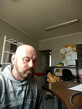 Snapshot of wilkalfa chatting on April 16, 2026, 10:16 am wilkalfa online show from April 16, 2026, 10:16 am