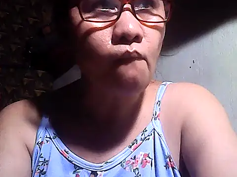 Snapshot of sweetsosie18 chatting on May 22, 2026, 4:21 am sweetsosie18 online show from May 22, 2026, 4:21 am