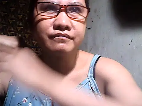 Snapshot of sweetsosie18 chatting on May 16, 2026, 2:32 am sweetsosie18 online show from May 16, 2026, 2:32 am