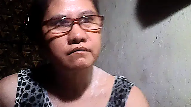 Snapshot of sweetsosie18 chatting on April 27, 2026, 2:20 am sweetsosie18 online show from April 27, 2026, 2:20 am