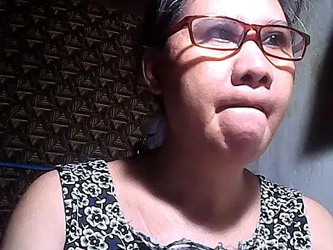 Snapshot of sweetsosie18 chatting on May 31, 2026, 12:49 am sweetsosie18 online show from May 31, 2026, 12:49 am