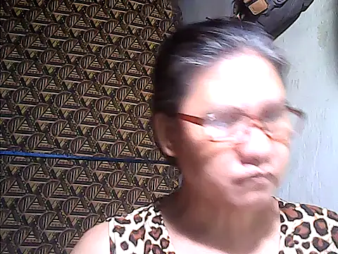Snapshot of sweetsosie18 chatting on May 17, 2026, 3:45 pm sweetsosie18 online show from May 17, 2026, 3:45 pm