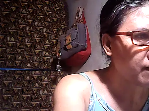 Snapshot of sweetsosie18 chatting on June 10, 2026, 1:01 pm sweetsosie18 online show from June 10, 2026, 1:01 pm