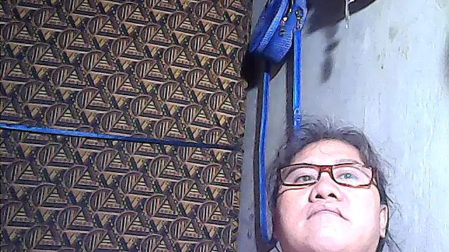 Snapshot of sweetsosie18 chatting on April 22, 2026, 12:39 am sweetsosie18 online show from April 22, 2026, 12:39 am
