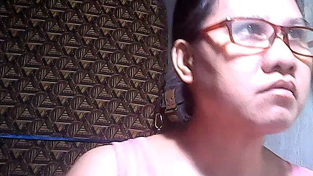 Snapshot of sweetsosie18 chatting on April 30, 2026, 5:36 am sweetsosie18 online show from April 30, 2026, 5:36 am