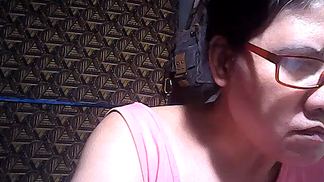 Snapshot of sweetsosie18 chatting on April 29, 2026, 5:30 pm sweetsosie18 online show from April 29, 2026, 5:30 pm