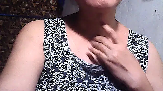 sweetsosie18 online show from March 31, 2026, 9:11 am